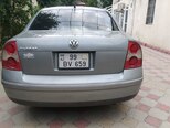 Volkswagen Passat-8