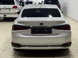 Lexus ES 300h-4