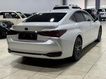 Lexus ES 300h-5