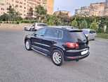 Volkswagen Tiguan-5