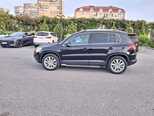 Volkswagen Tiguan-6