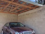 Mercedes E 230-2