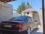 Mercedes E 230-5