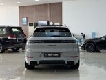 Porsche Cayenne S E-Hybrid-11
