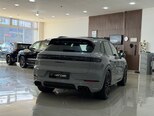 Porsche Cayenne S E-Hybrid-12