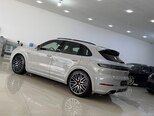 Porsche Cayenne S E-Hybrid-9