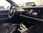 Porsche Cayenne S E-Hybrid-37