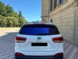 Kia Sorento-8