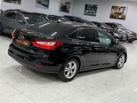 Ford Focus-11