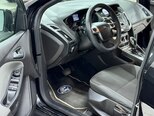 Ford Focus-21