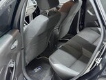 Ford Focus-26