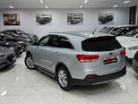 Kia Sorento-8