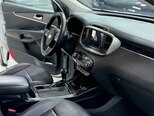 Kia Sorento-26