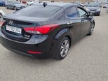 Hyundai Elantra-9