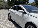 Hyundai Sonata-4