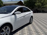 Hyundai Sonata-5
