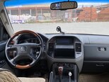 Mitsubishi Pajero-9