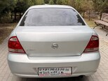 Nissan Sunny-6