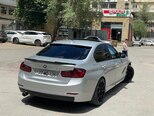 BMW 330-2