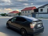 Toyota Prius-2