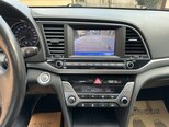 Hyundai Elantra-11
