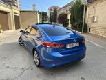 Hyundai Elantra-5
