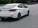 Hyundai Elantra-6