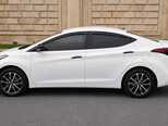 Hyundai Elantra-12