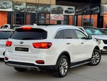 Kia Sorento-13