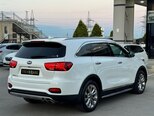Kia Sorento-14