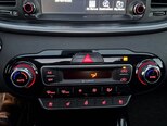 Kia Sorento-35