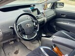 Toyota Prius-10