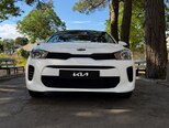 Kia Rio-1