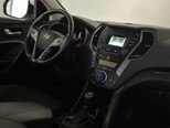 Hyundai Santa Fe-13