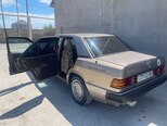 Mercedes 190-5