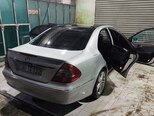 Mercedes E 220-2