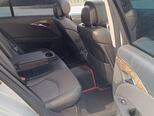 Mercedes E 220-11