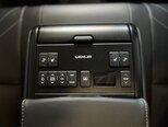 Lexus ES 300h-12