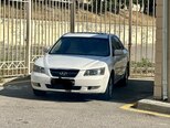 Hyundai Sonata-2
