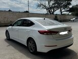 Hyundai Elantra-4