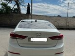 Hyundai Elantra-5