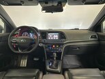 Hyundai Elantra-12
