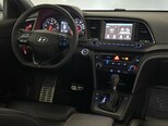 Hyundai Elantra-13