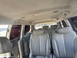 Kia Carnival-10