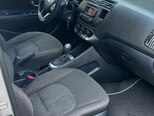 Kia Rio-15