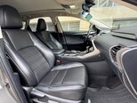 Lexus NX 450h+-13