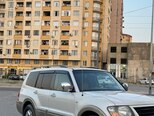 Mitsubishi Pajero-8