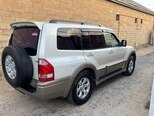 Mitsubishi Pajero-9