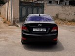 Hyundai Accent-4