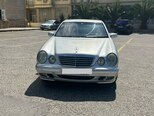Mercedes E 220-1